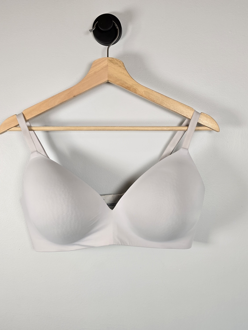 Breathe Wireless Bra Seamless Light Gray T-Shirt Bra - Smooth Support